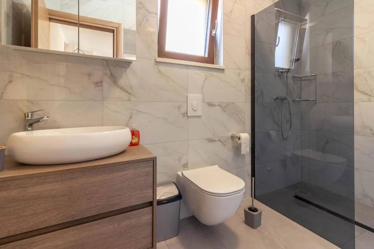Modern Villa Eve In Medulin With Pool Near The Beach