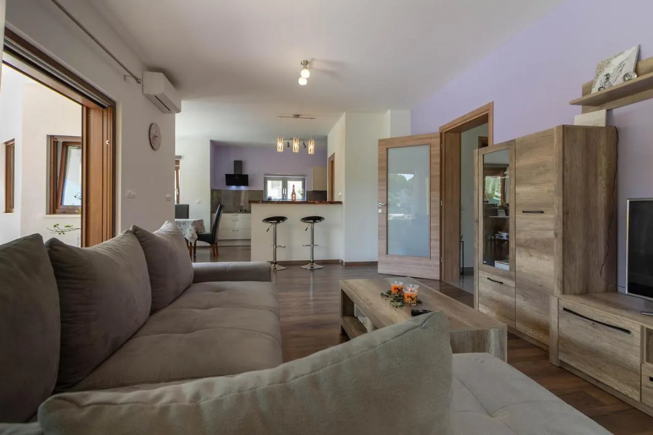 Modern Villa Eve In Medulin With Pool Near The Beach
